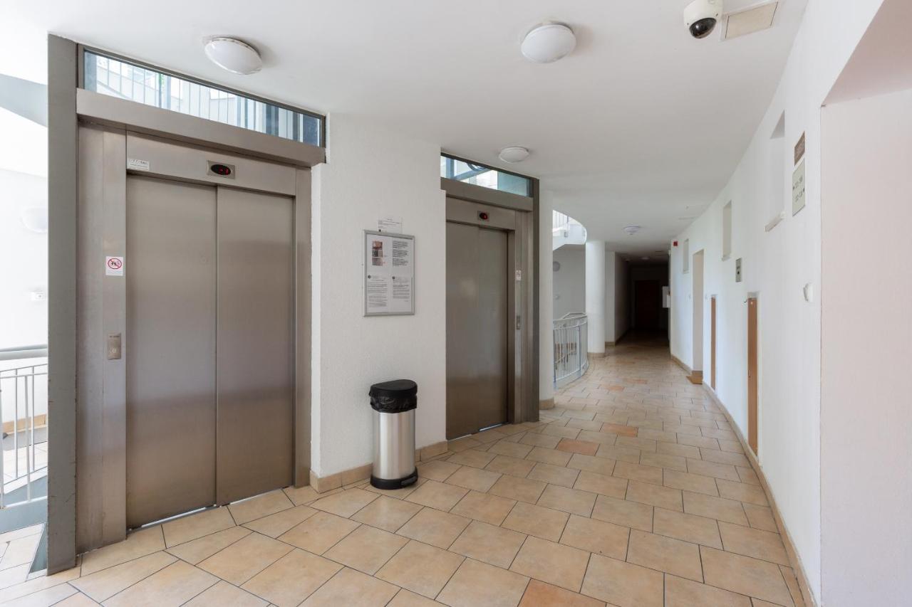 Appartement Second *